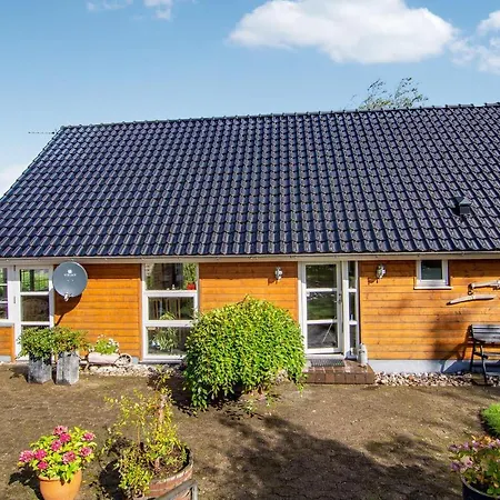 In W/ Wifi&2 Bedrooms Feriehus Løgstrup