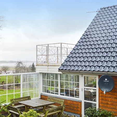 Feriehus In W/ Wifi&2 Bedrooms Løgstrup